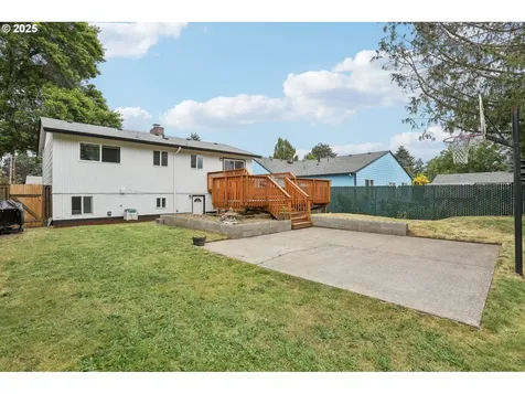 9245 SE Harrison Street Portland OR 97216