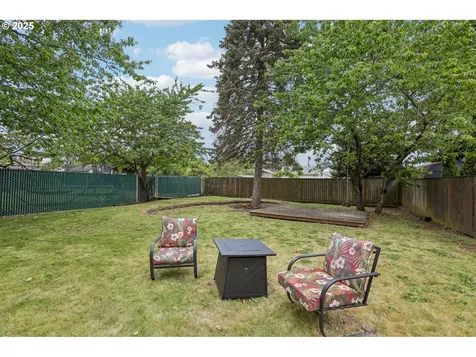 9245 SE Harrison Street Portland OR 97216