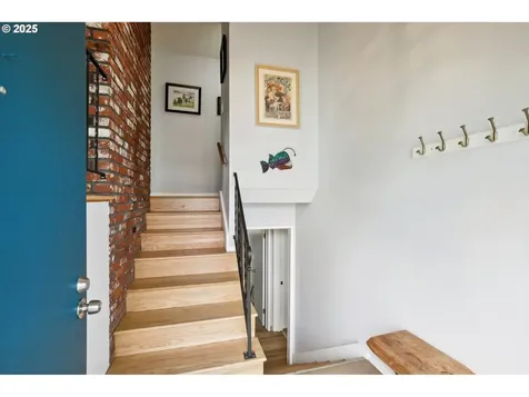 9245 SE Harrison Street Portland OR 97216