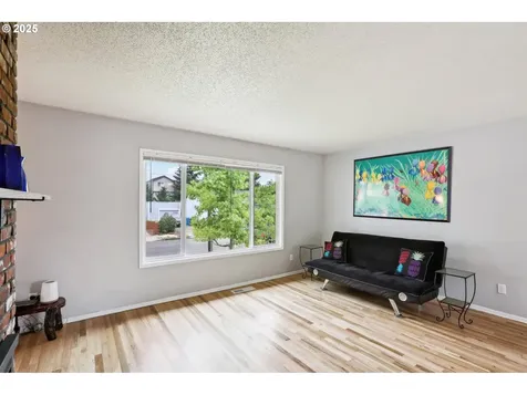 9245 SE Harrison Street Portland OR 97216