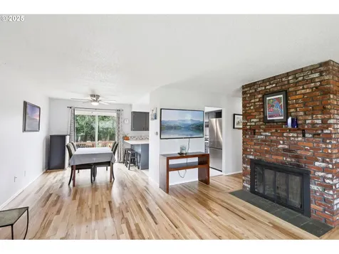 9245 SE Harrison Street Portland OR 97216