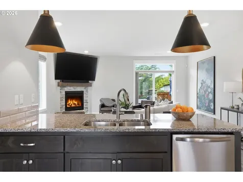 2111 NW 70th Street Vancouver WA 98665