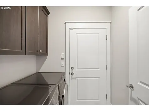 2111 NW 70th Street Vancouver WA 98665