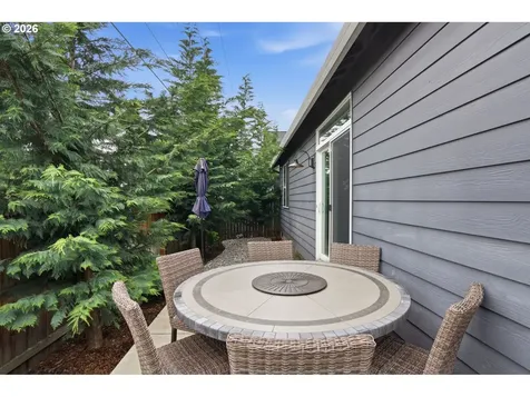 2111 NW 70th Street Vancouver WA 98665