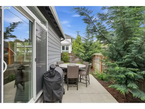 2111 NW 70th Street Vancouver WA 98665
