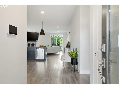 2111 NW 70th Street Vancouver WA 98665