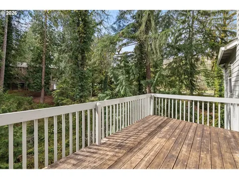 3426 SW Arnold Street Portland OR 97219