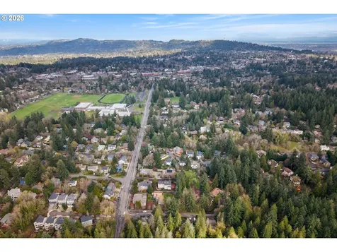 3426 SW Arnold Street Portland OR 97219