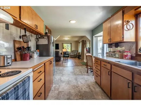 1789 14th Street North Bend OR 97459