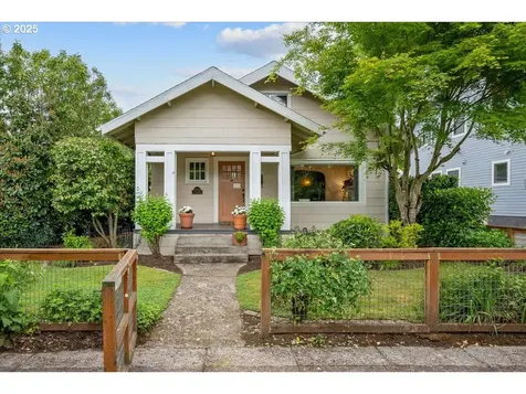 2511 NE 61st Avenue Portland OR 97213