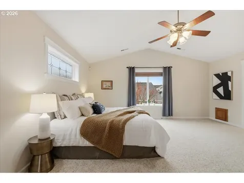305 NW 152nd Street Vancouver WA 98685
