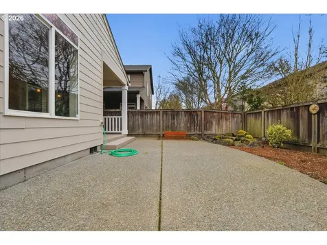 305 NW 152nd Street Vancouver WA 98685