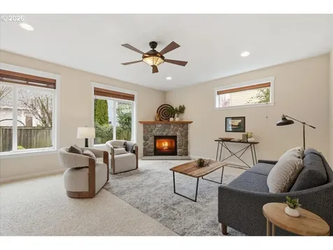 305 NW 152nd Street Vancouver WA 98685