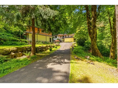 610 Atwater Road Lake Oswego OR 97034