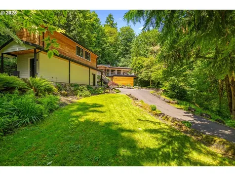 610 Atwater Road Lake Oswego OR 97034