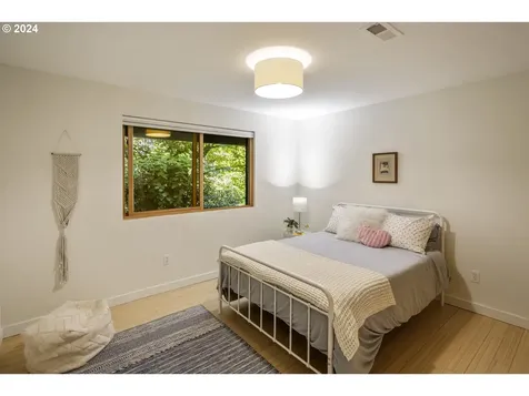 610 Atwater Road Lake Oswego OR 97034