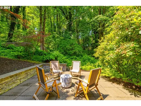 610 Atwater Road Lake Oswego OR 97034