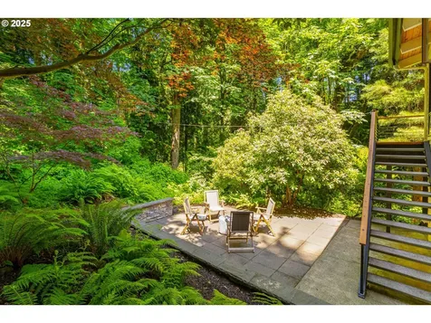 610 Atwater Road Lake Oswego OR 97034