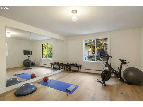 610 Atwater Road Lake Oswego OR 97034