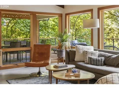 610 Atwater Road Lake Oswego OR 97034