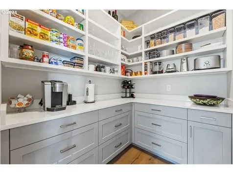 31908 J Place Ocean Park WA 98640