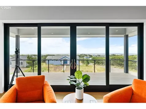 31908 J Place Ocean Park WA 98640