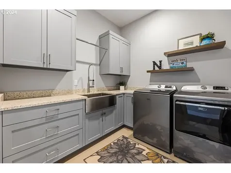 31908 J Place Ocean Park WA 98640