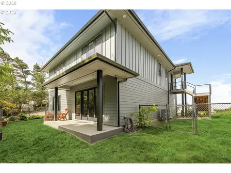 31908 J Place Ocean Park WA 98640