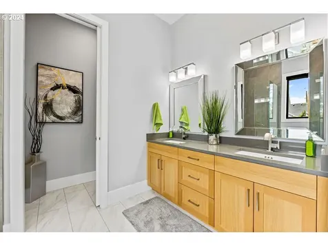 31908 J Place Ocean Park WA 98640