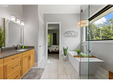31908 J Place Ocean Park WA 98640