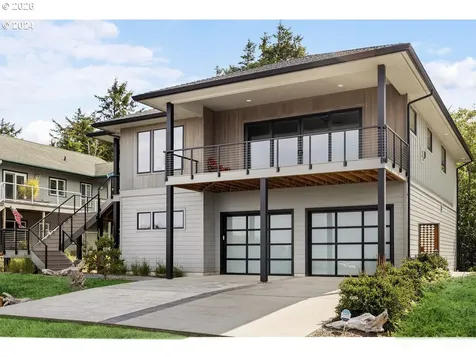 31908 J Place Ocean Park WA 98640