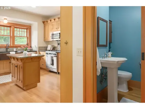 960 Tyler Street Eugene OR 97402