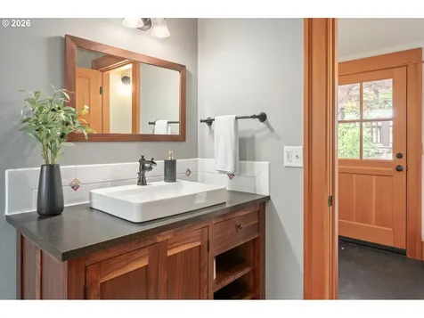 960 Tyler Street Eugene OR 97402