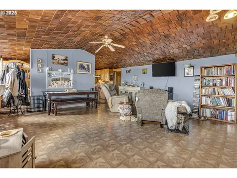 7138 Grandview Avenue Scotts Mills OR 97375