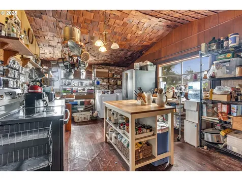 7138 Grandview Avenue Scotts Mills OR 97375
