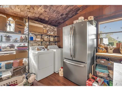 7138 Grandview Avenue Scotts Mills OR 97375