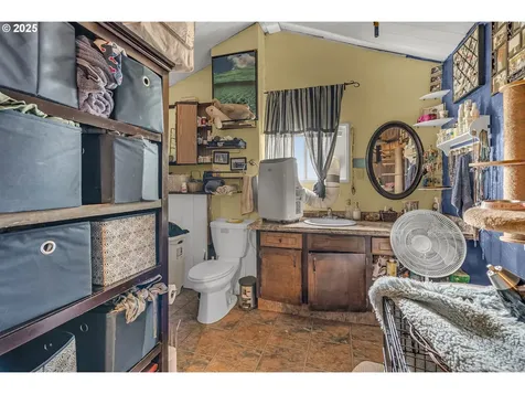 7138 Grandview Avenue Scotts Mills OR 97375