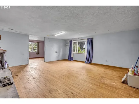 7138 Grandview Avenue Scotts Mills OR 97375