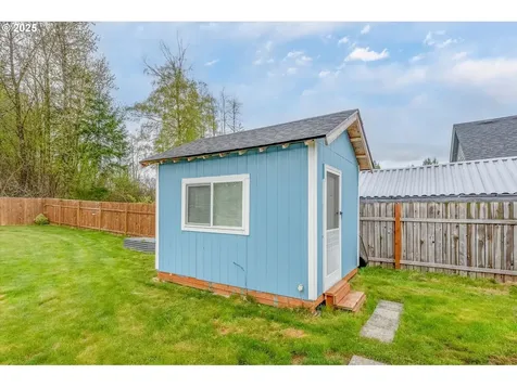255 W Christy Court Yacolt WA 98675
