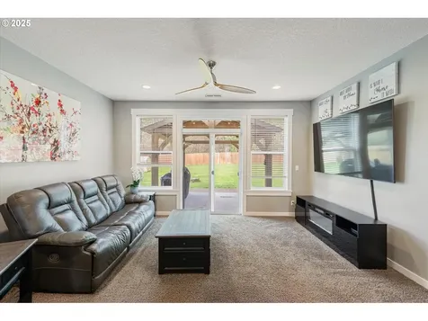 255 W Christy Court Yacolt WA 98675