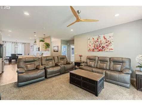255 W Christy Court Yacolt WA 98675