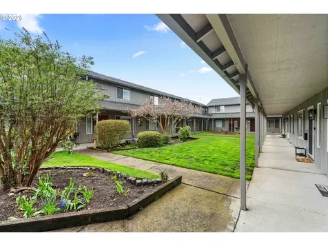 5304 NE 84th Loop Vancouver WA 98662