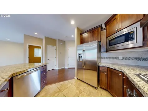 9495 NW Ember Lane Portland OR 97229
