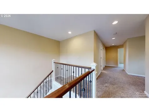 9495 NW Ember Lane Portland OR 97229