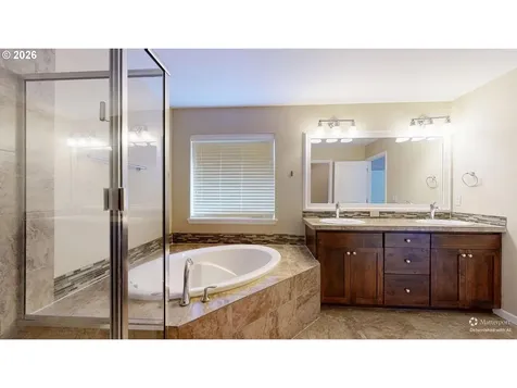 9495 NW Ember Lane Portland OR 97229