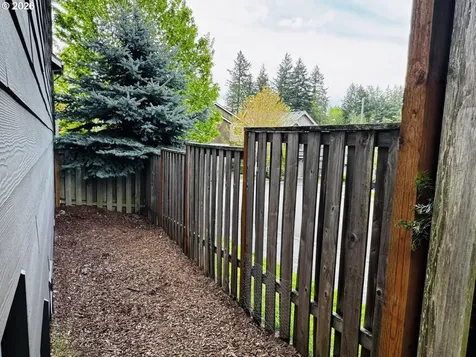 9495 NW Ember Lane Portland OR 97229