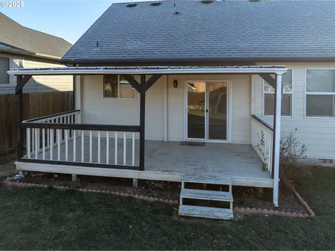 3549 Jones Loop Hood River OR 97031