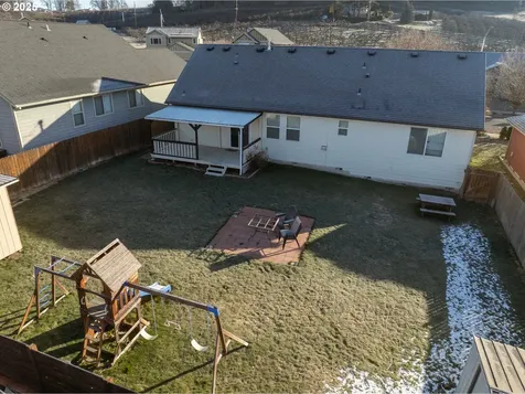 3549 Jones Loop Hood River OR 97031