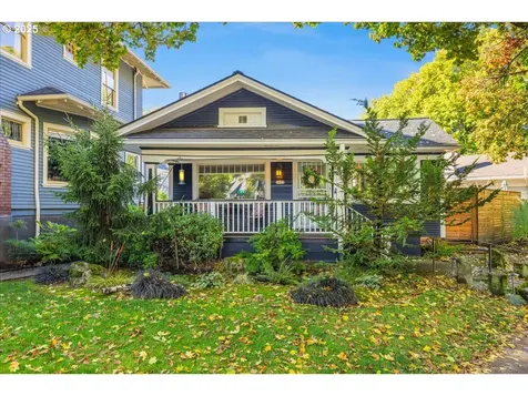 1638 SE Harrison Street Portland OR 97214