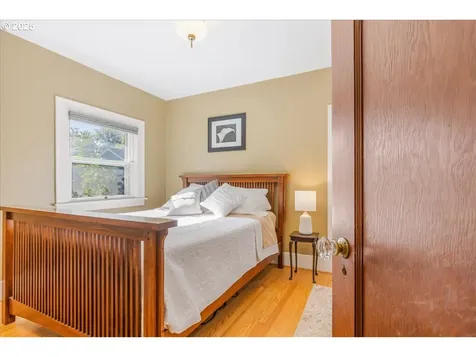 1638 SE Harrison Street Portland OR 97214